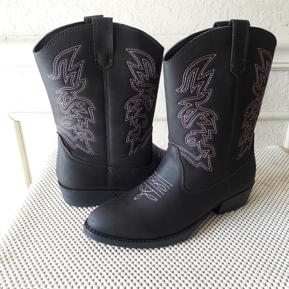 deer stags chelsea boots